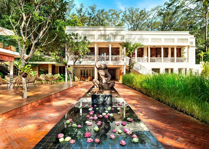 Fcc Angkor By Avani Hotel 5*